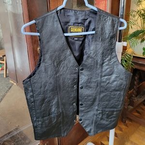Mens size small genuine leather vest